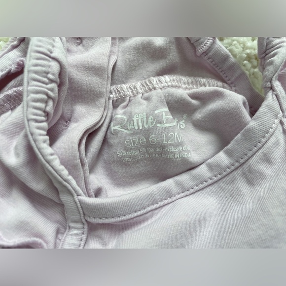 3/$30 Ruffle Butts Baby Girl Purple Heart 2 Piece Set, Size 6-12 Months - Picture 5 of 6